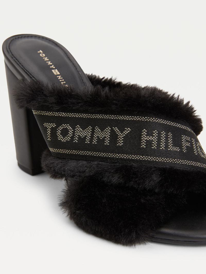 Női Tommy Hilfiger Black Furry Sarkú Sandal Fekete | HU 607RVD